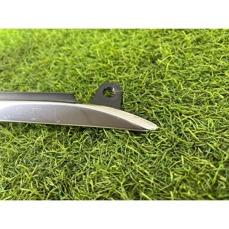 Накладка форточки (кузов и элементы) Nissan Rogue T33 2023 1.5 KR15DDT 768A56RA0A