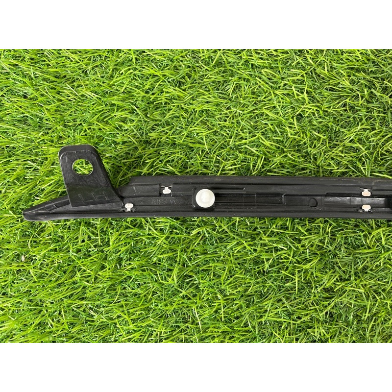 Накладка форточки (кузов и элементы) Nissan Rogue T33 2023 1.5 KR15DDT 768A56RA0A