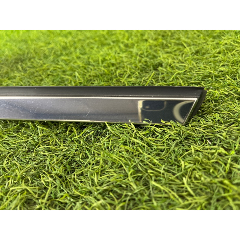 Накладка форточки (кузов и элементы) Nissan Rogue T33 2023 1.5 KR15DDT 768A46RA0A