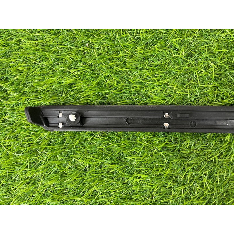 Накладка форточки (кузов и элементы) Nissan Rogue T33 2023 1.5 KR15DDT 768A46RA0A