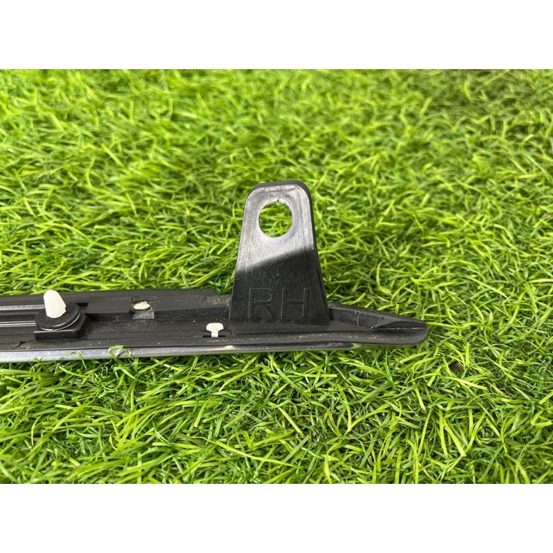 Накладка форточки (кузов и элементы) Nissan Rogue T33 2023 1.5 KR15DDT 768A46RA0A