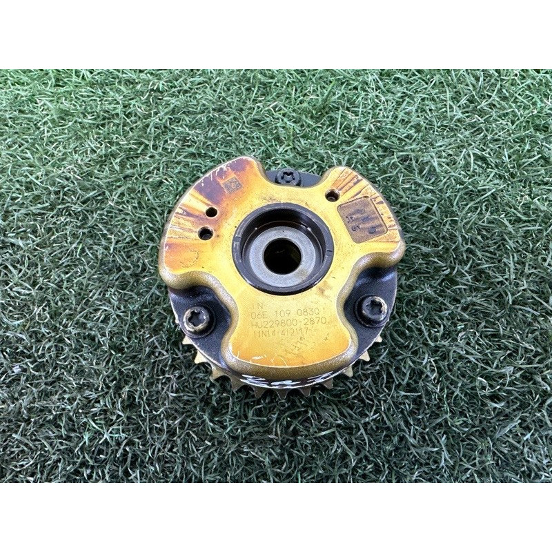 Регулятор фаз газораспределения (двигатель и элементы) AUDI A7 4G 2012 3.0 CGXB 06E109083Q