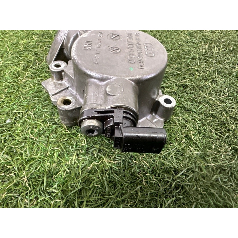 Кронштейн ТНВД (кронштейны двигателя) AUDI Q7 4M 2017 3.0 CREC 06E103535D