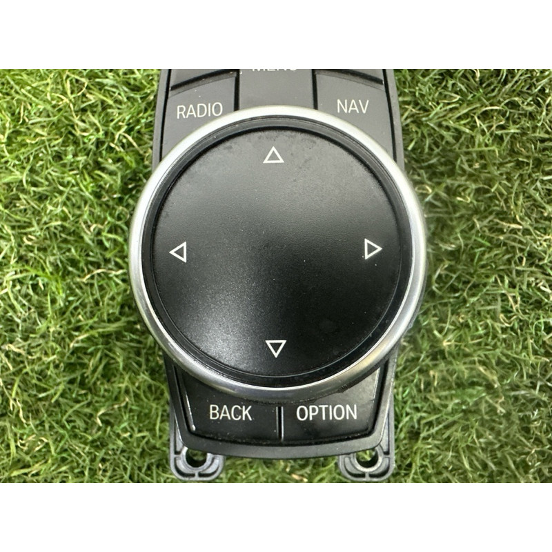 Блок кнопок мультимедиа (электрика / блоки управления) BMW 5-series F10 2015 2.0 N20 65829350723