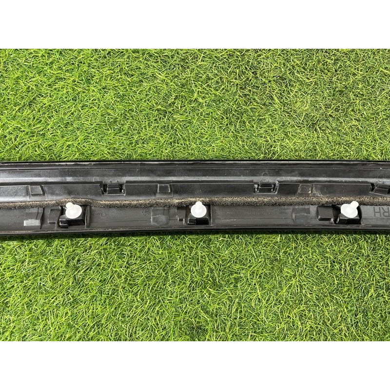 Накладка стойки лобового стекла (кузов и элементы) Nissan Rogue T33 2023 1.5 KR15DDT 768366RR0B