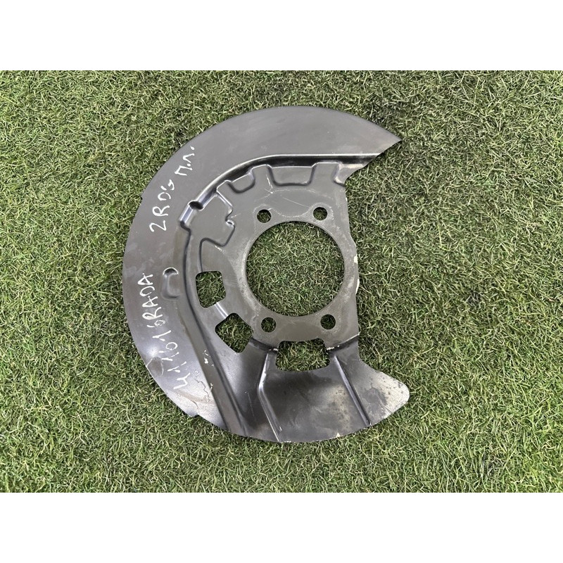 Пыльник тормозного диска (тормозная система) Nissan Rogue T33 2021 2.5 PR25DD 411616RA0A