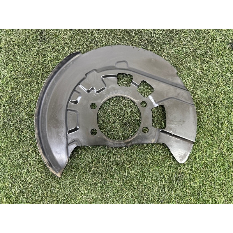 Пыльник тормозного диска (тормозная система) Nissan Rogue T33 2021 2.5 PR25DD 411616RA0A