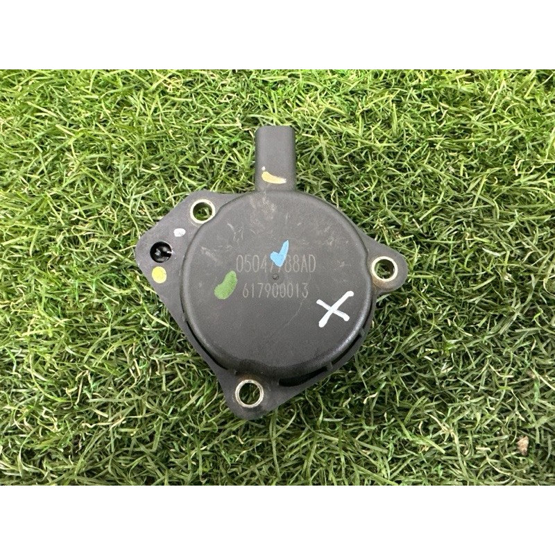 Клапан фазорегулятора (электрика двигателя) Jeep Grand Cherokee WK2 2017 3.6 5047788AD