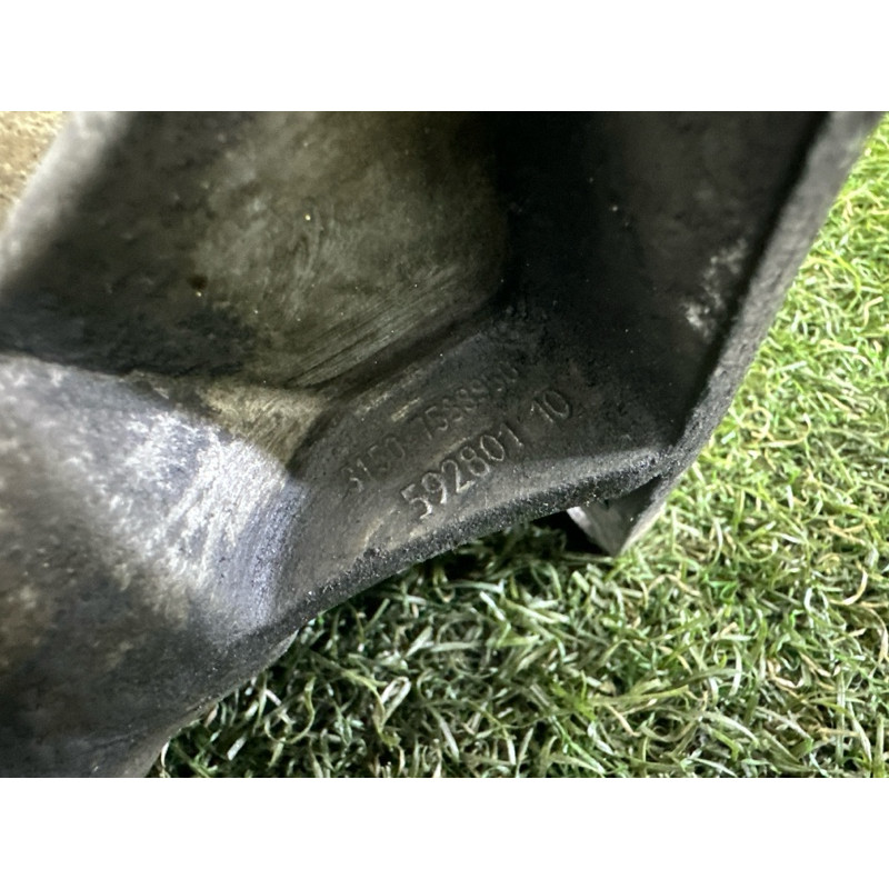 Кронштейн промежуточного вала (трансмиссия) BMW 7-series F02 2011 4.4 N63 31507588949