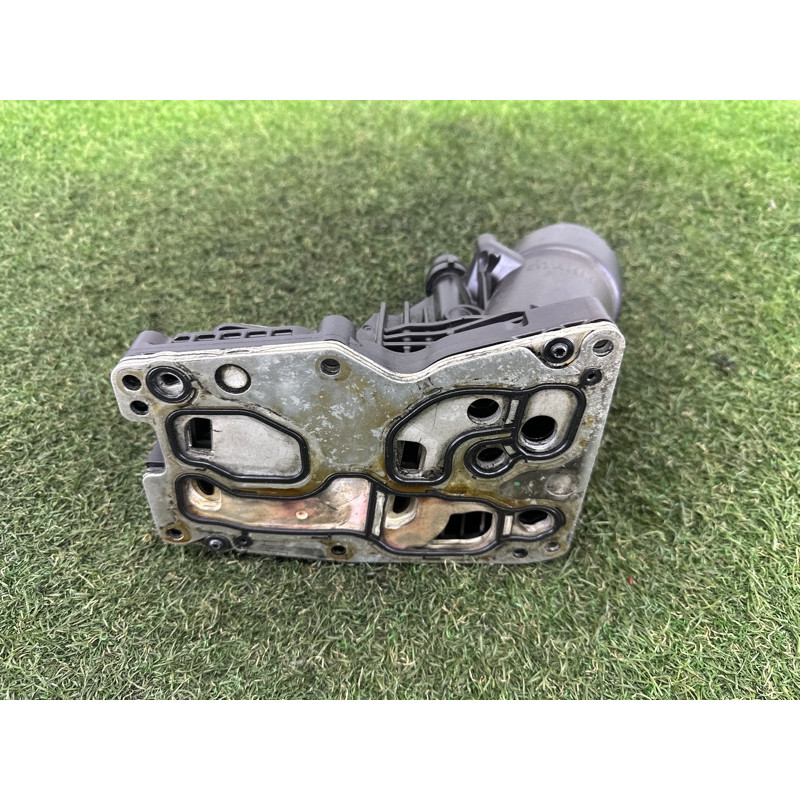 Корпус масляного фільтра (двигун та елементи) BMW 5-series F10 2011 2.0 N47N 11428512283