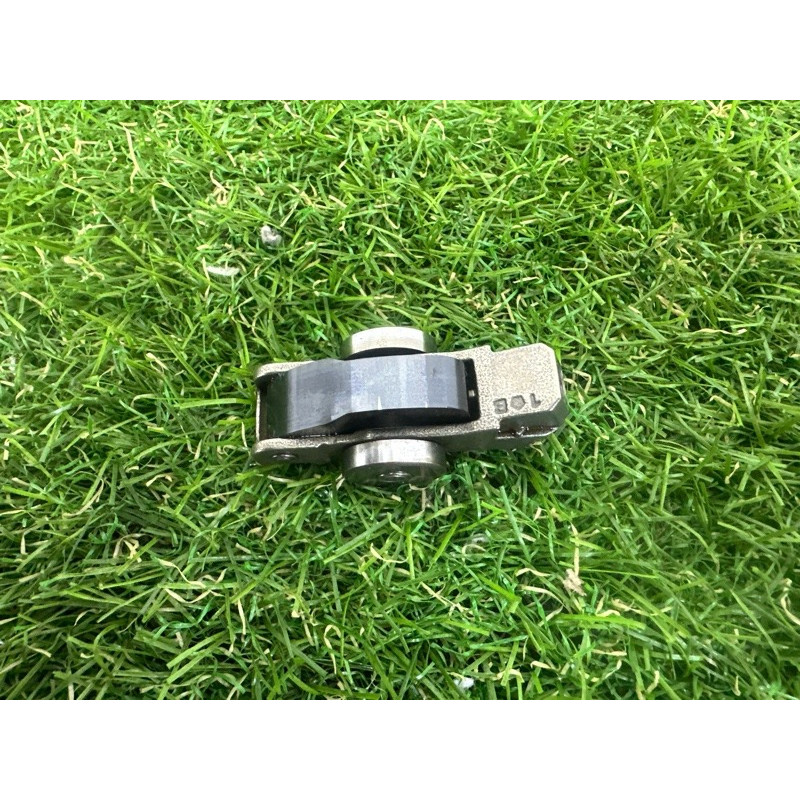 Рокер клапана гбц (двигатель и элементы) Jeep Grand Cherokee WK2 2017 5047896AC