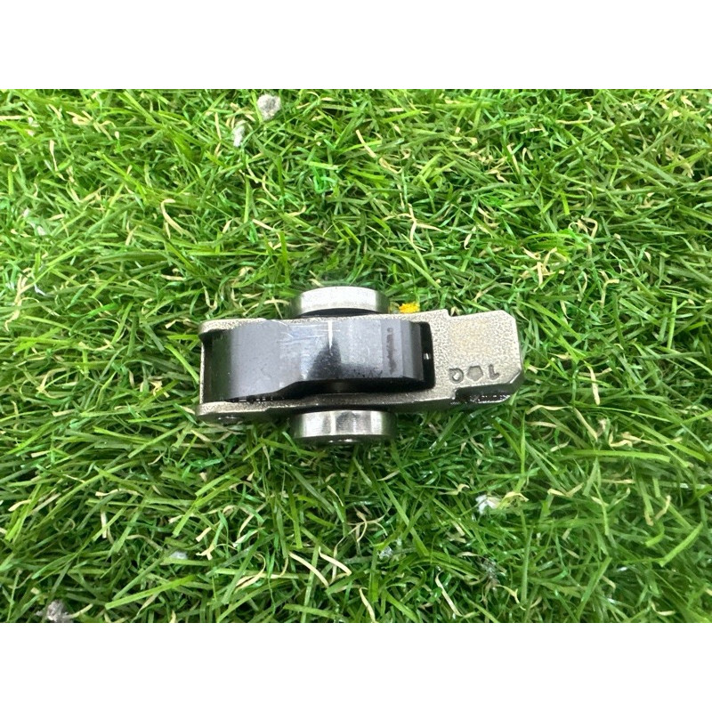 Рокер клапана гбц (двигатель и элементы) Jeep Grand Cherokee WK2 2017 5047896AC