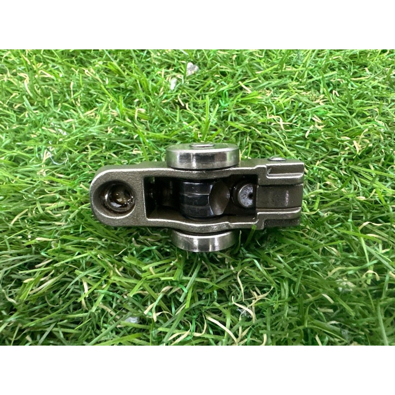 Рокер клапана гбц (двигатель и элементы) Jeep Grand Cherokee WK2 2017 5047896AC