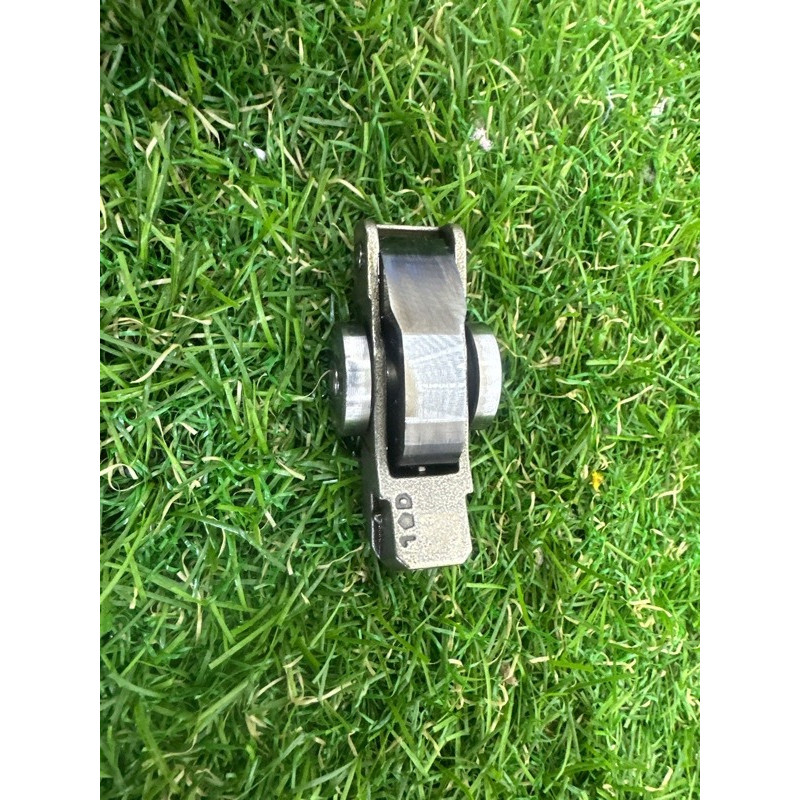 Рокер клапана гбц (двигатель и элементы) Jeep Grand Cherokee WK2 2017 5047896AC