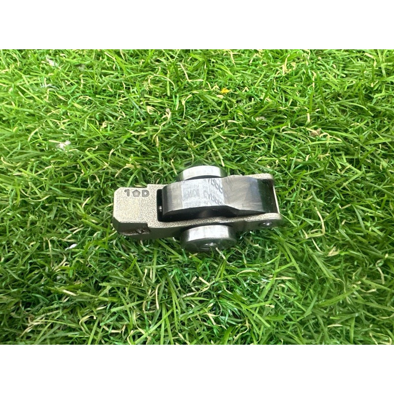 Рокер клапана гбц (двигатель и элементы) Jeep Grand Cherokee WK2 2017 5047896AC