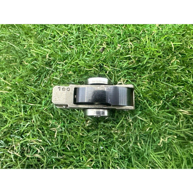 Рокер клапана гбц (двигатель и элементы) Jeep Grand Cherokee WK2 2017 5047896AC