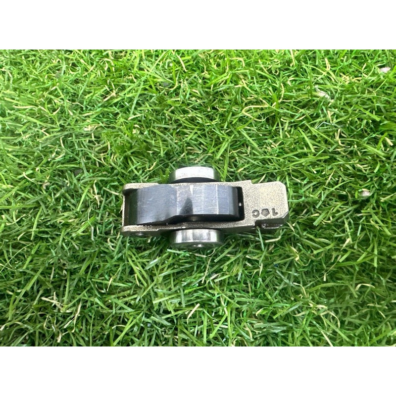 Рокер клапана гбц (двигатель и элементы) Jeep Grand Cherokee WK2 2017 5047896AC