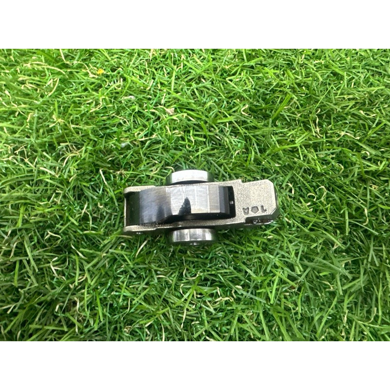 Рокер клапана гбц (двигатель и элементы) Jeep Grand Cherokee WK2 2017 5047896AC