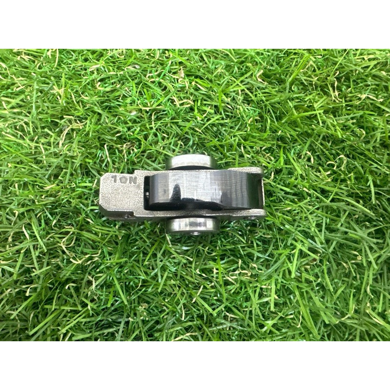 Рокер клапана ГБЦ (двигун та елементи) Jeep Grand Cherokee WK2 2017 5047896AC