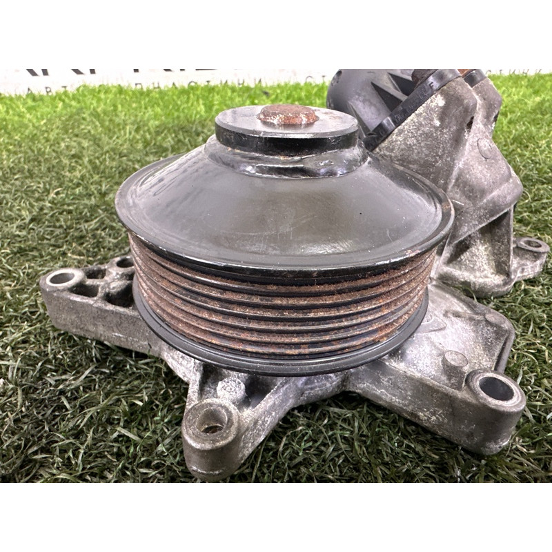 Помпа (система охлаждения) BMW X5 E70 2011 3.0 N57 11518516435