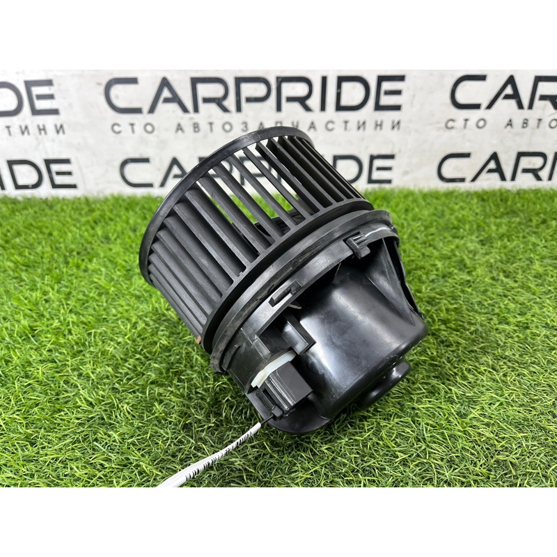 Мотор печки (отопление и кондиционирование) FORD Focus MK3 2015 2.0 H1FZ19805A