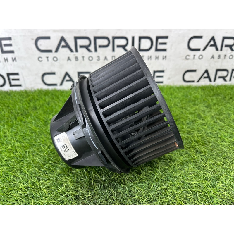 Мотор печки (отопление и кондиционирование) FORD Focus MK3 2015 2.0 H1FZ19805A