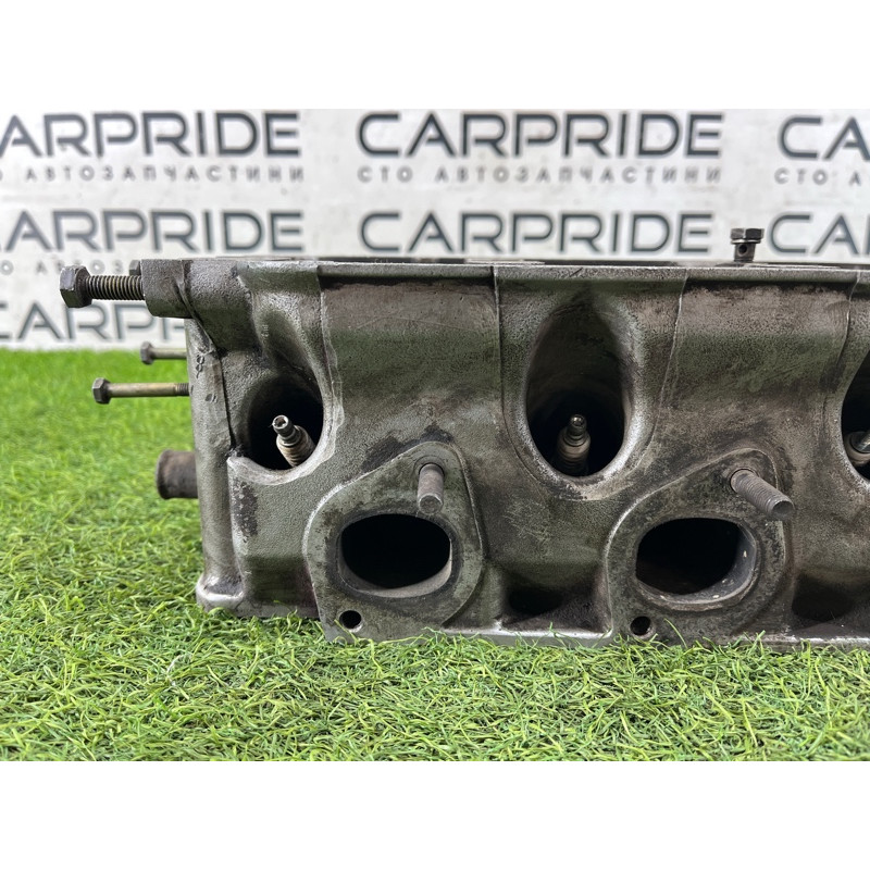 Головка блока цилиндров (двигатель и элементы) BMW 3-series E30 1268721