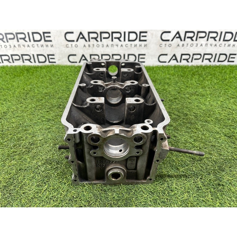 Головка блока цилиндров (двигатель и элементы) BMW 3-series E30 1268721