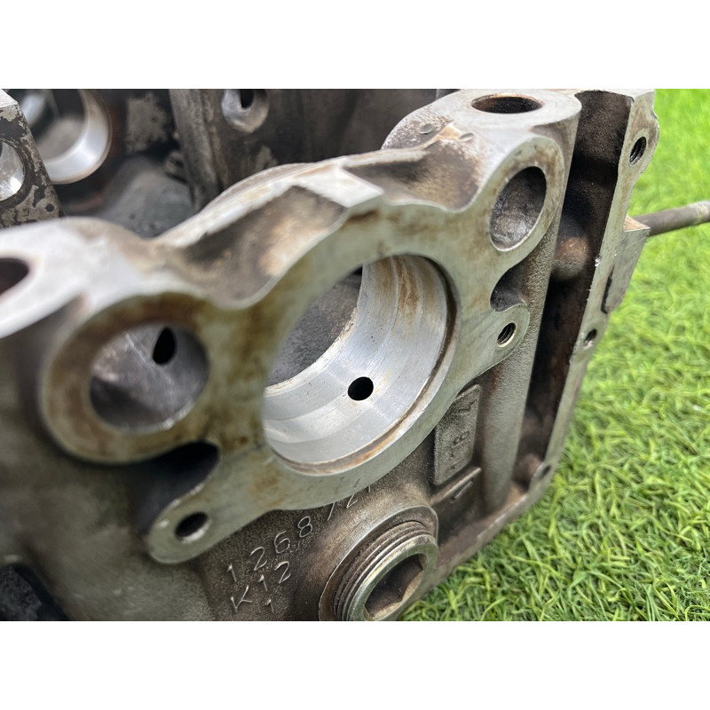 Головка блока цилиндров (двигатель и элементы) BMW 3-series E30 1268721