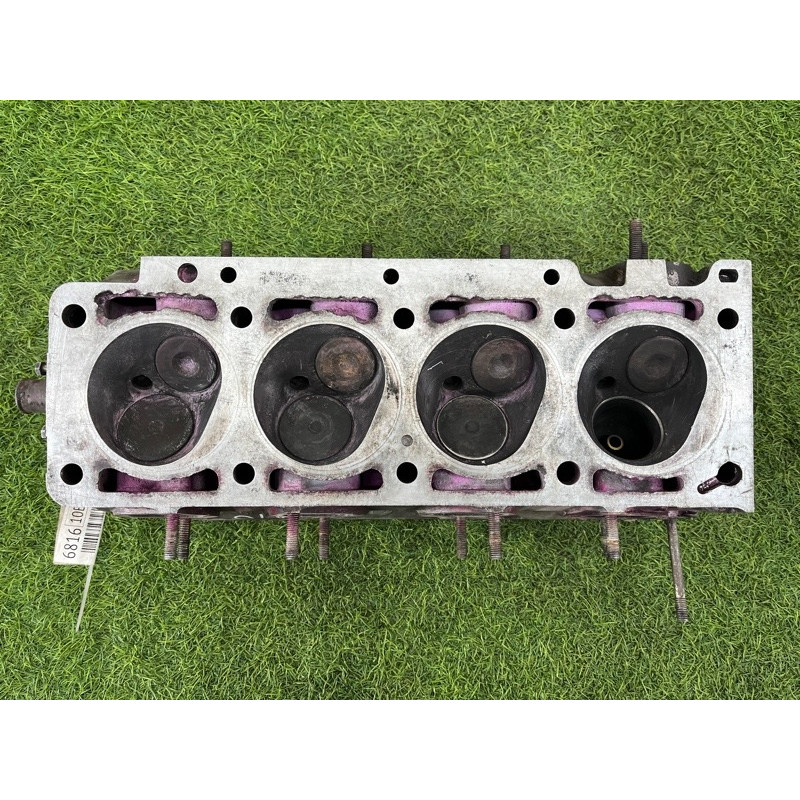 Головка блока цилиндров (двигатель и элементы) BMW 3-series E30 1268721