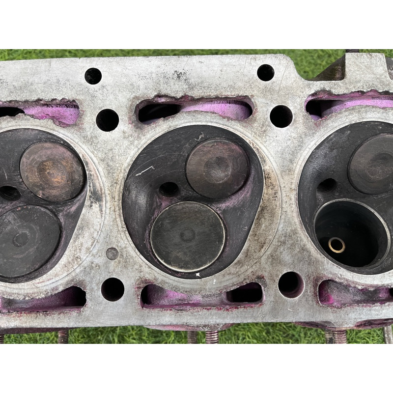 Головка блока цилиндров (двигатель и элементы) BMW 3-series E30 1268721