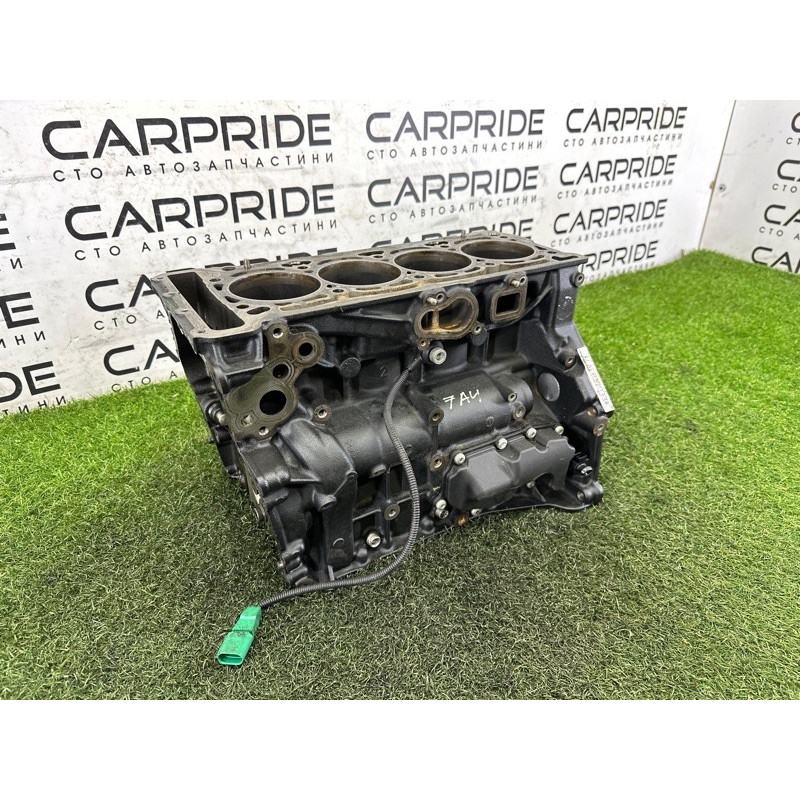 Блок цилиндров (двигатель и элементы) AUDI A4 B8 2012 2.0 CAEB 06H100035H