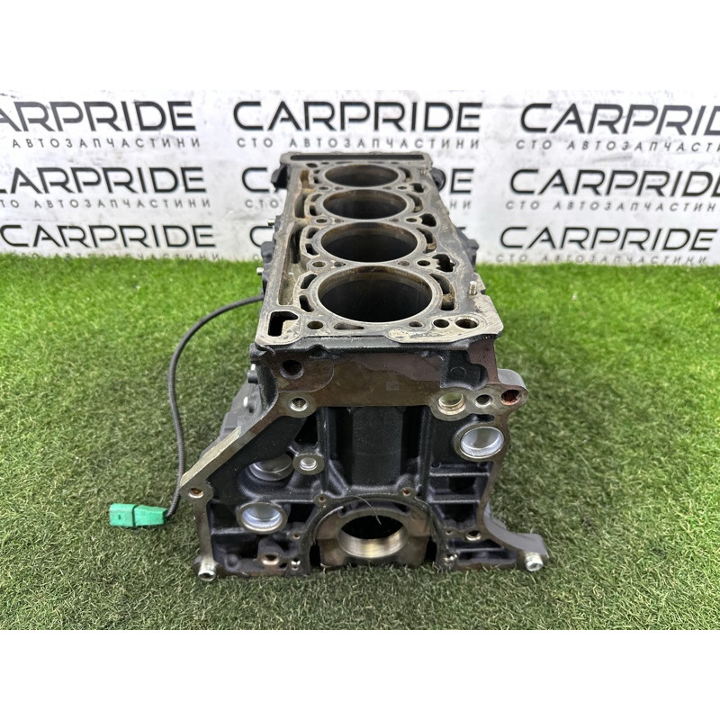 Блок цилиндров (двигатель и элементы) AUDI A4 B8 2012 2.0 CAEB 06H100035H
