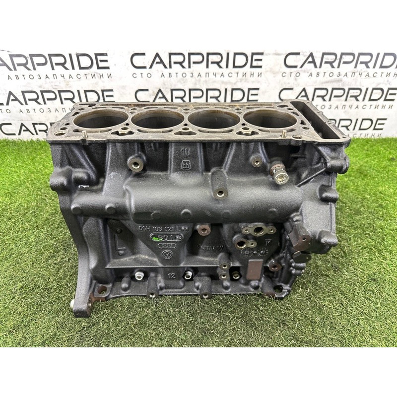 Блок цилиндров (двигатель и элементы) AUDI A4 B8 2012 2.0 CAEB 06H100035H