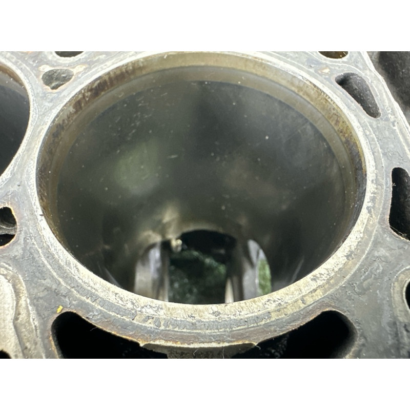 Блок цилиндров (двигатель и элементы) AUDI A4 B8 2012 2.0 CAEB 06H100035H