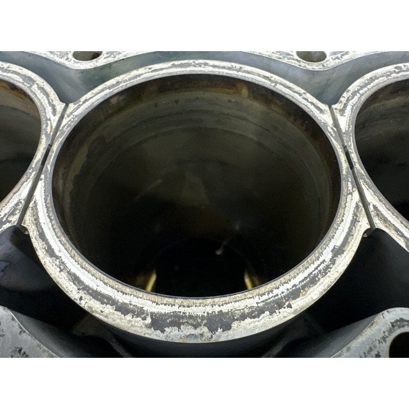 Блок цилиндров (двигатель и элементы) BMW X5 E70 2013-2015 3.0 11112161561