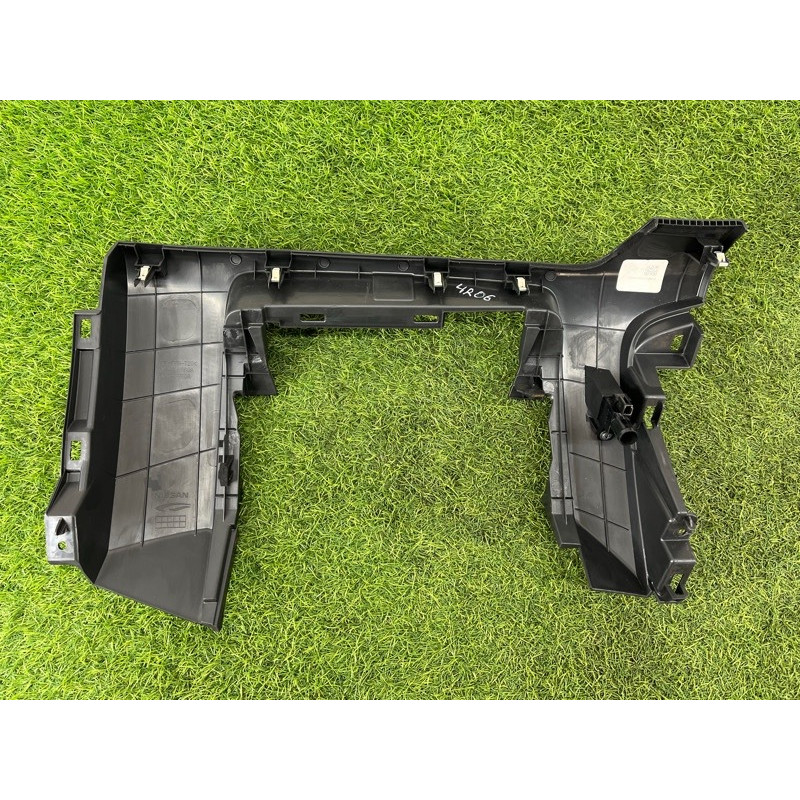 Накладка торпедо нижняя (салон) Nissan Rogue T33 2023 1.5 KR15DDT 681046RR2A