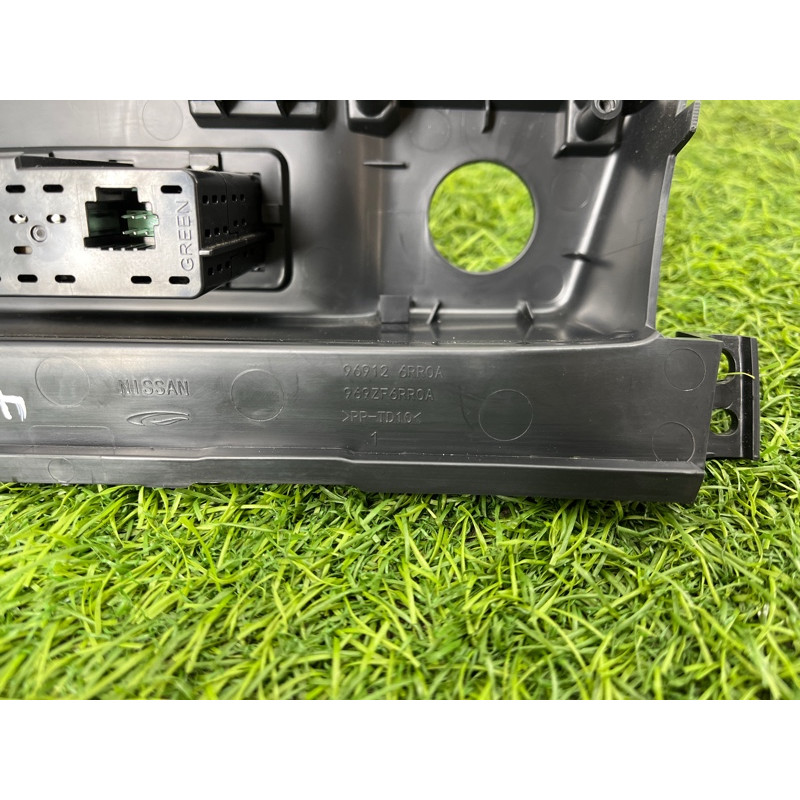 Разьем USB (электрика) Nissan Rogue T33 2023 1.5 KR15DDT 284H36RA1A