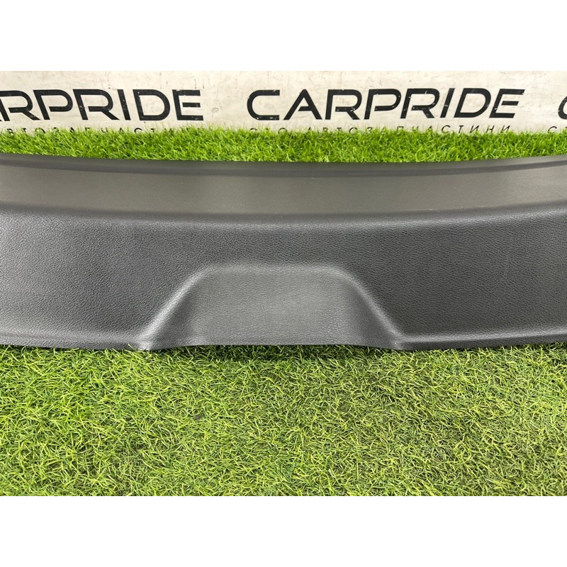 Обшивка крышки багажника (салон) Nissan Rogue T33 2023 1.5 KR15DDT 909006RR0A