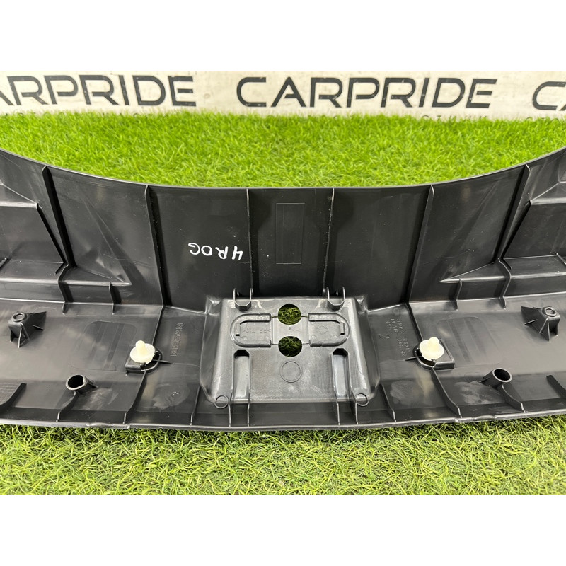 Накладка замка крышки багажника (салон) Nissan Rogue T33 2023 1.5 KR15DDT 849926RR0A