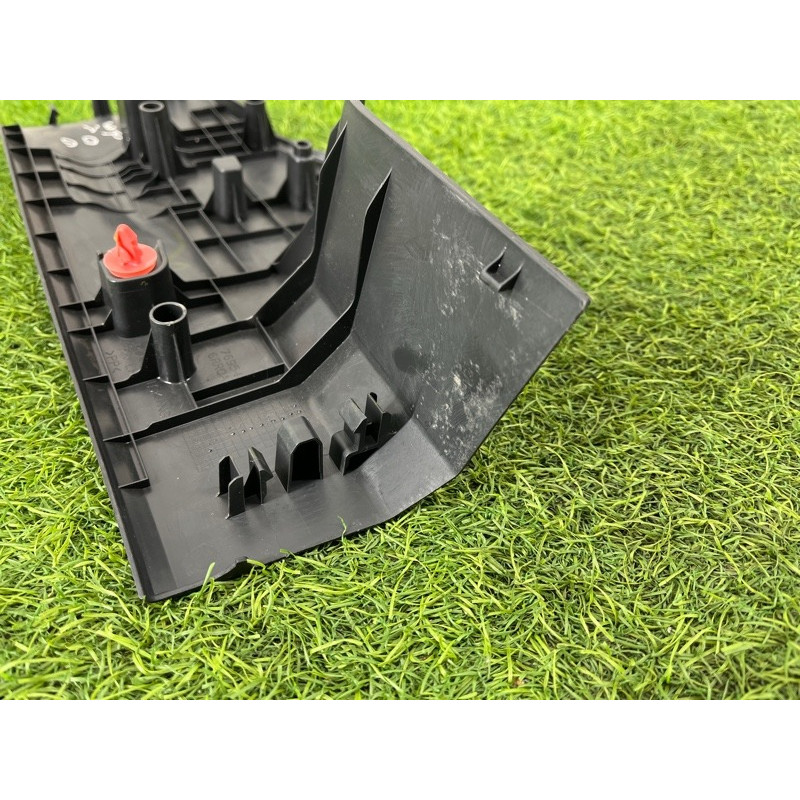 Накладка на порог (кузов и элементы) Nissan Rogue T33 2023 1.5 KR15DDT 769546RR0A