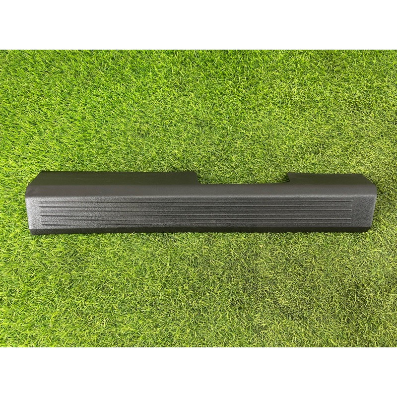 Накладка на порог (кузов и элементы) Nissan Rogue T33 2023 1.5 KR15DDT 769526RR0A