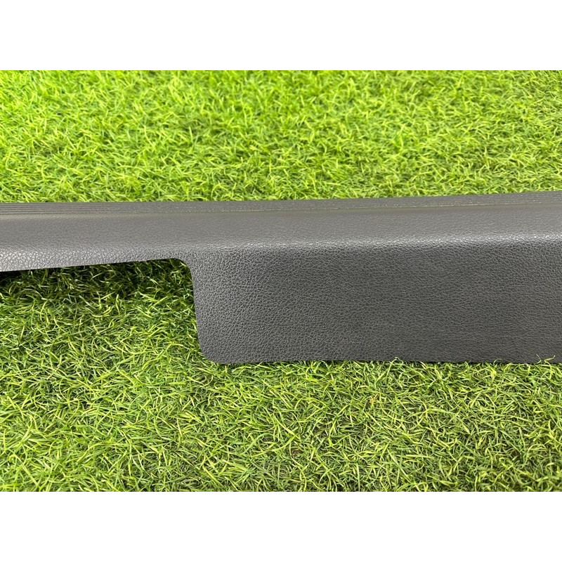 Накладка на порог (кузов и элементы) Nissan Rogue T33 2023 1.5 KR15DDT 769526RR0A