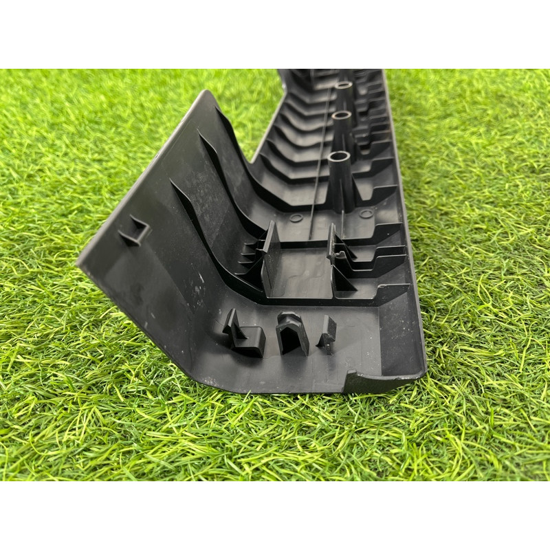 Накладка на порог (кузов и элементы) Nissan Rogue T33 2023 1.5 KR15DDT 769526RR0A