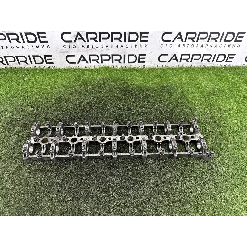 Опорный кронштейн распредвала (двигатель и элементы) BMW X5 E70 2011 3.0 N57 11317800044