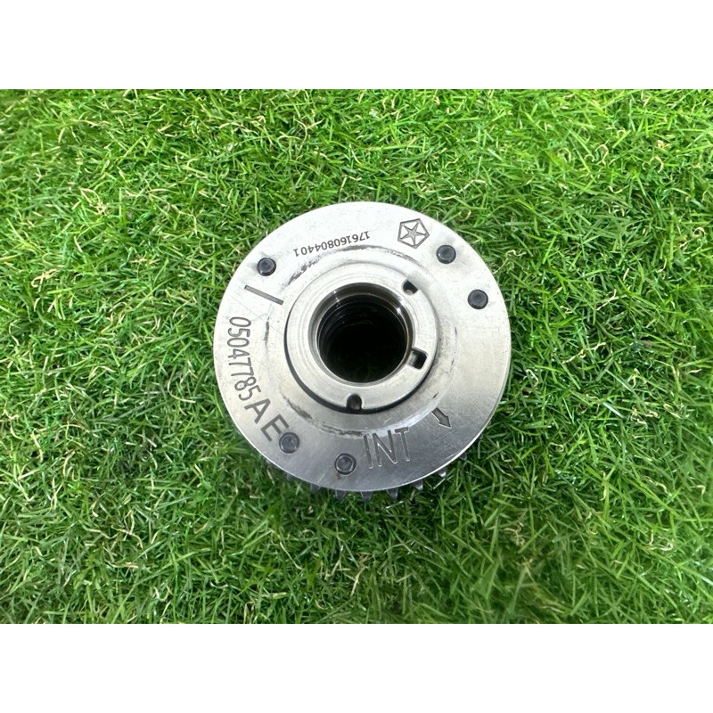 Регулятор фаз газораспределения (двигатель и элементы) Jeep Grand Cherokee WK2 2017 3.6 5047785AE