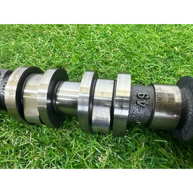 Распредвал впускной (двигатель и элементы) Jeep Grand Cherokee WK2 2017 3.6 5047912AC