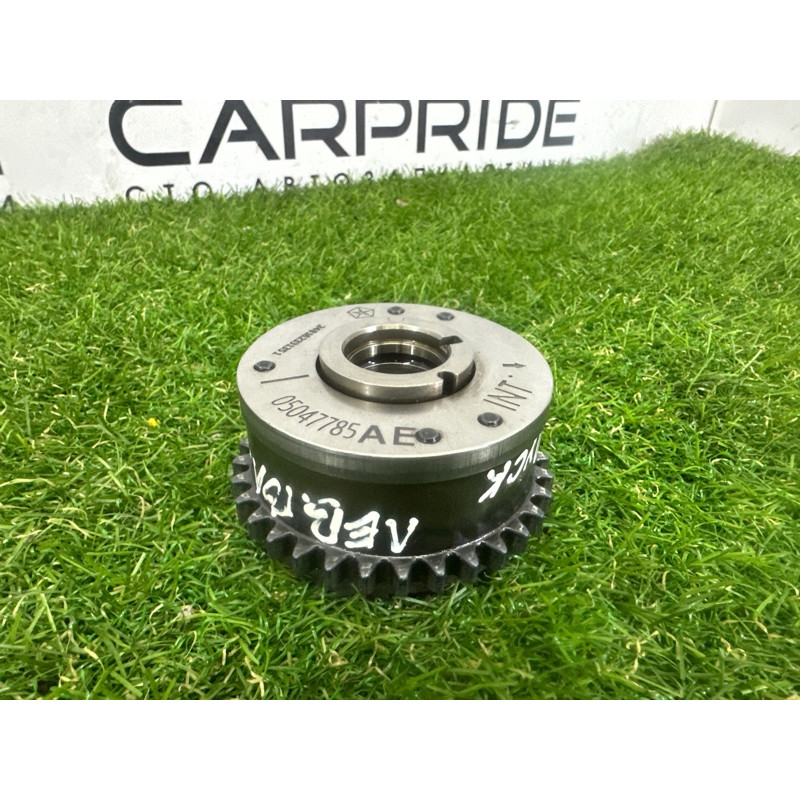 Регулятор фаз газораспределения (двигатель и элементы) Jeep Grand Cherokee WK2 2017 5047785AE