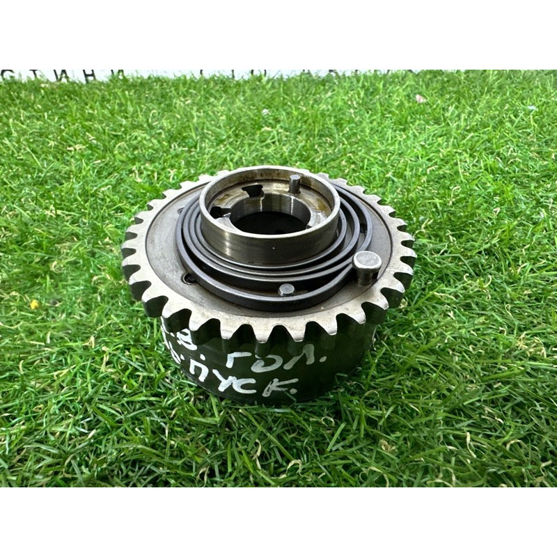 Регулятор фаз газораспределения (двигатель и элементы) Jeep Grand Cherokee WK2 2017 5048043AB