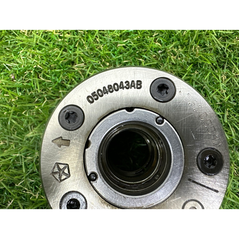 Регулятор фаз газораспределения (двигатель и элементы) Jeep Grand Cherokee WK2 2017 5048043AB